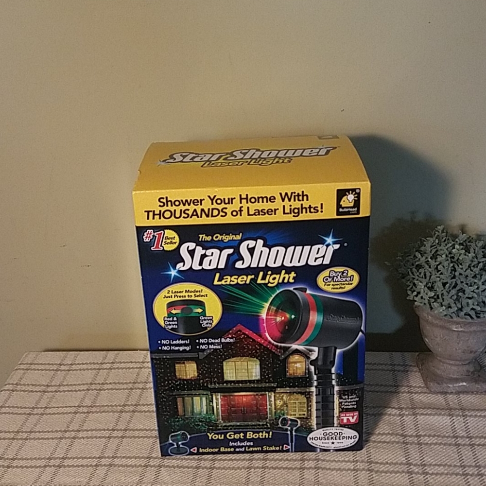AS SEEN ON TV!! Star Shower Laser Light